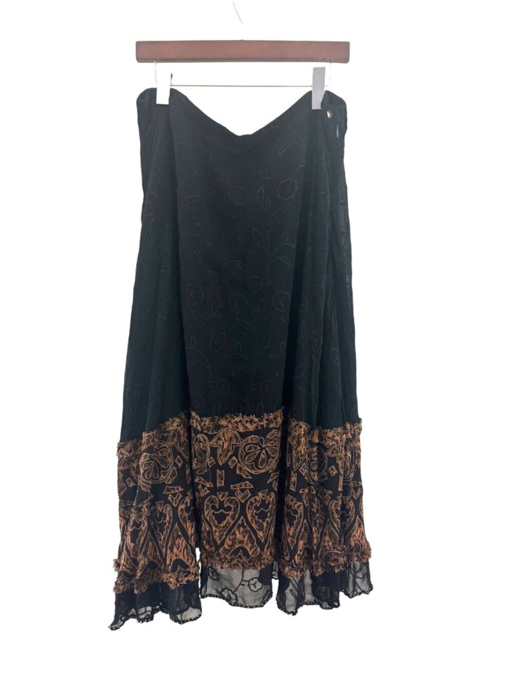 Chico's Black Embroidered Boho Chic Maxi Skirt Beaded Size 2 = L/12 Gypsy Long